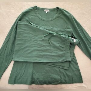 LAKE Pointelle Pajama Set - Pants and Long-Sleeved Top - size Medium